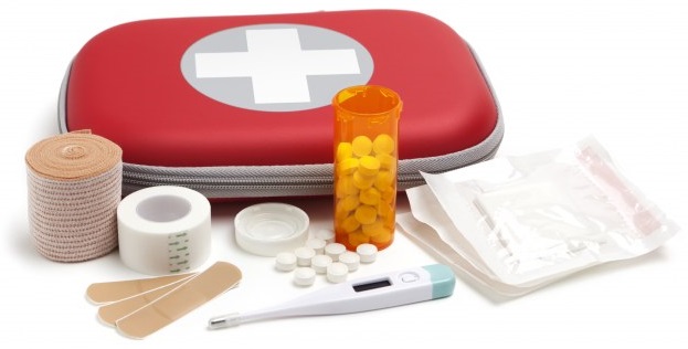 que deb tener el botiquín de viaje
